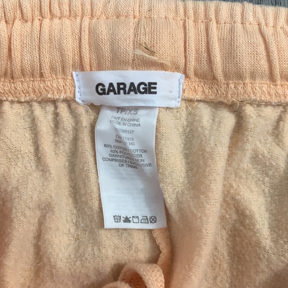 Garage sweatpants size women’s xs. Barley worn and in great condition - Picture 3 of 3